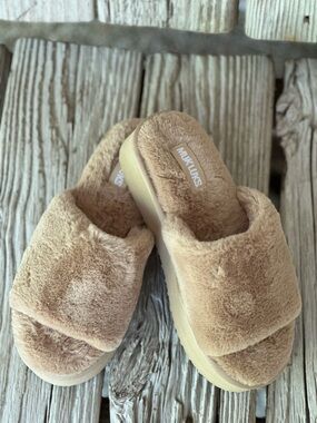 Muk Luks Fuzzy Slide Sandals in Camel Brown